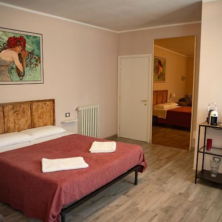 La Corte Di Aldo Роцано Екстериор снимка