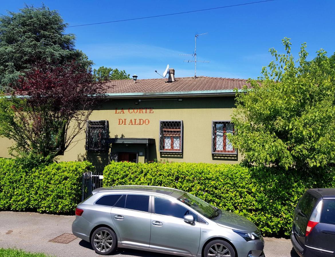 La Corte Di Aldo Роцано Екстериор снимка